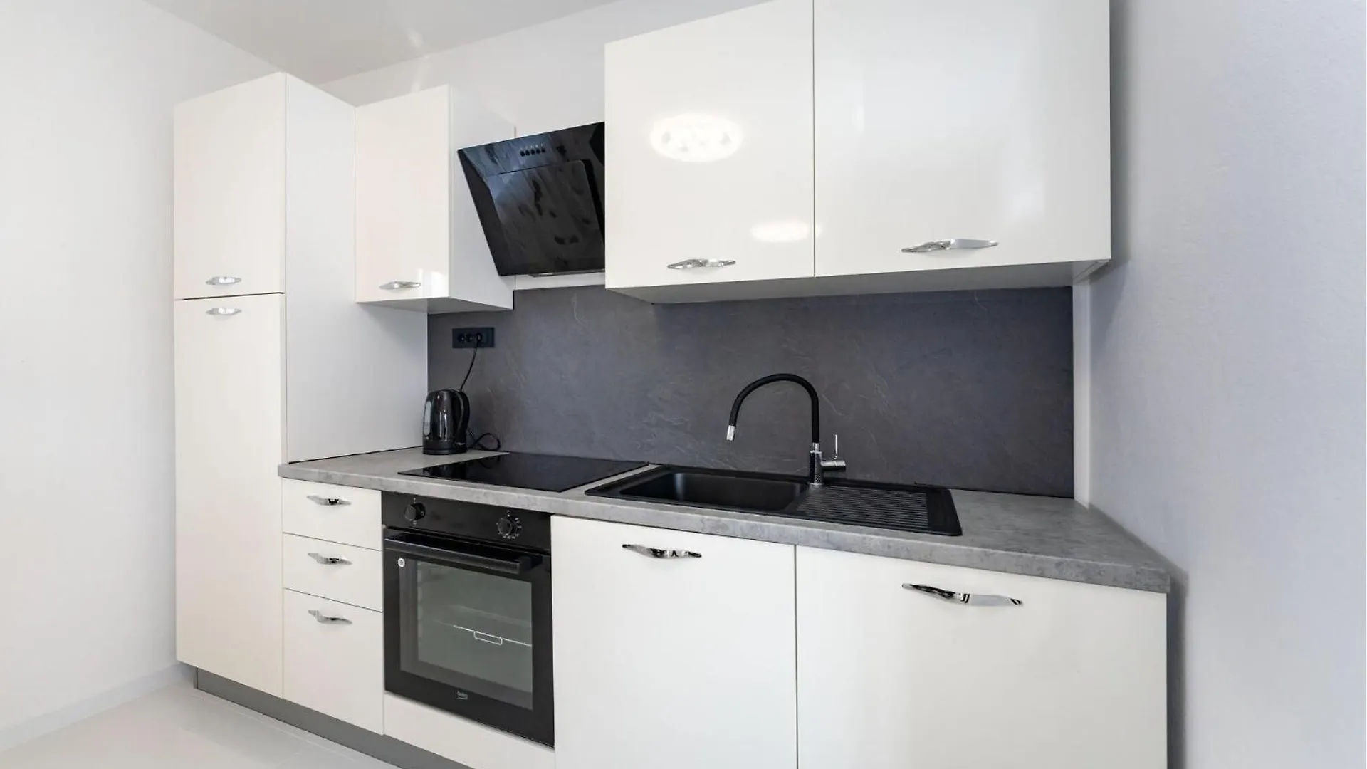 Gorgeous Home In Maslenica With Kitchen